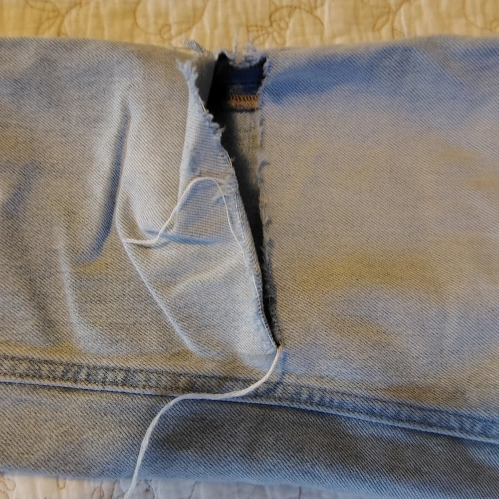 Everlane 90s Cheeky Organic Cotton Ankle Jeans